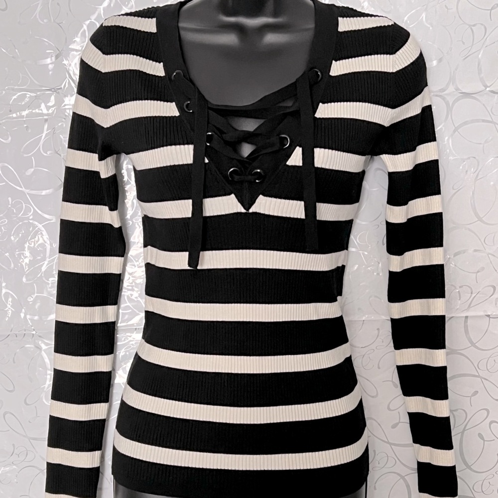 Brand New ⭐️INC By Macy’s Black and White Sweater